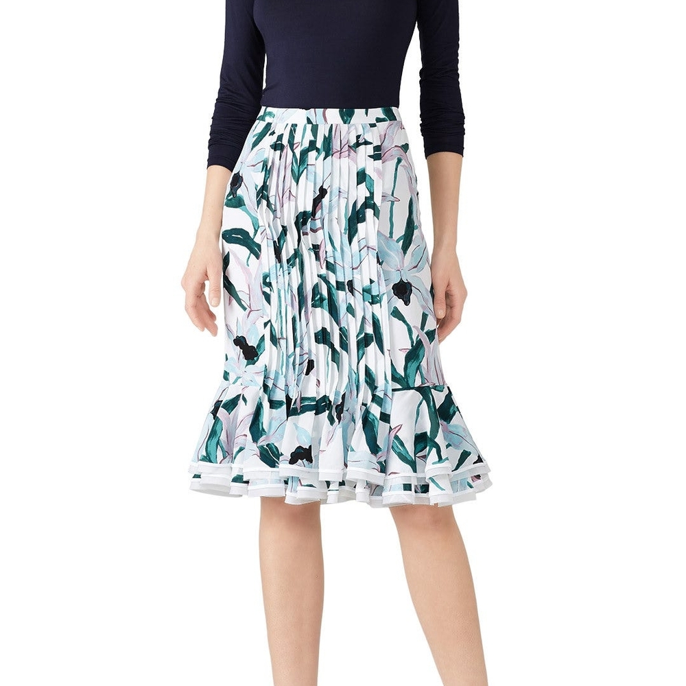 EUC Tory Burch Floral Print Pleated Skirt White Size 2